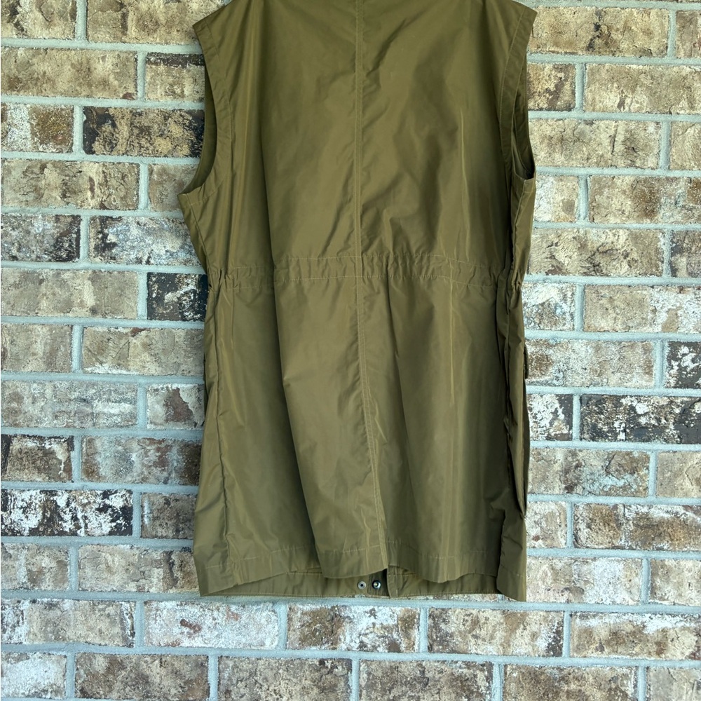 Athleta - Boundless Utility Vest - Picture 3 of 4
